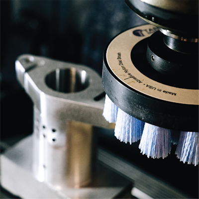 Tufted shell mill holder disc brush 